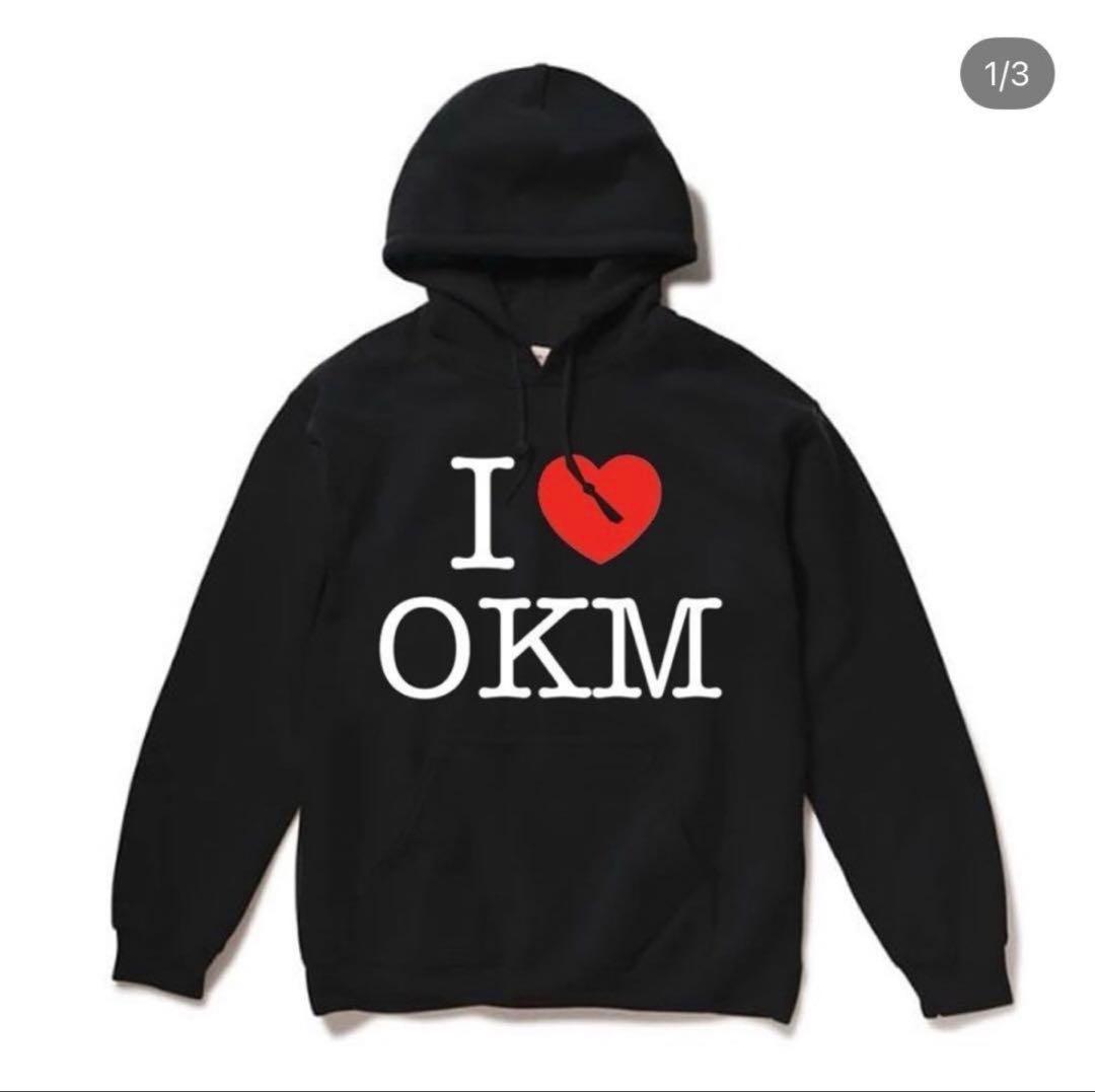 トップス I NEED OKM Hoodie Black
