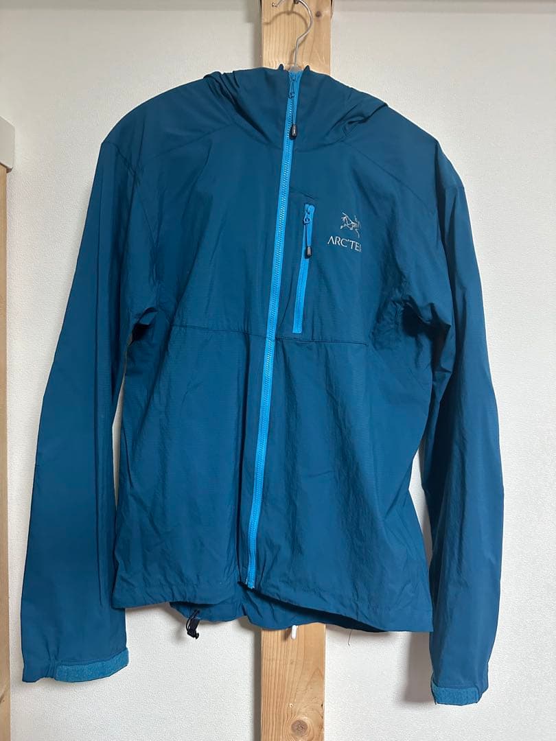 【レアカラー】Arc’teryx スコーミッシュフーディ　xs