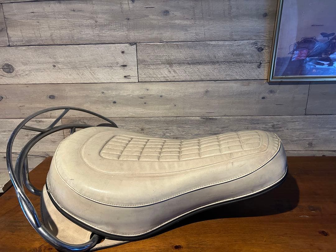 ハーレー　バディシート