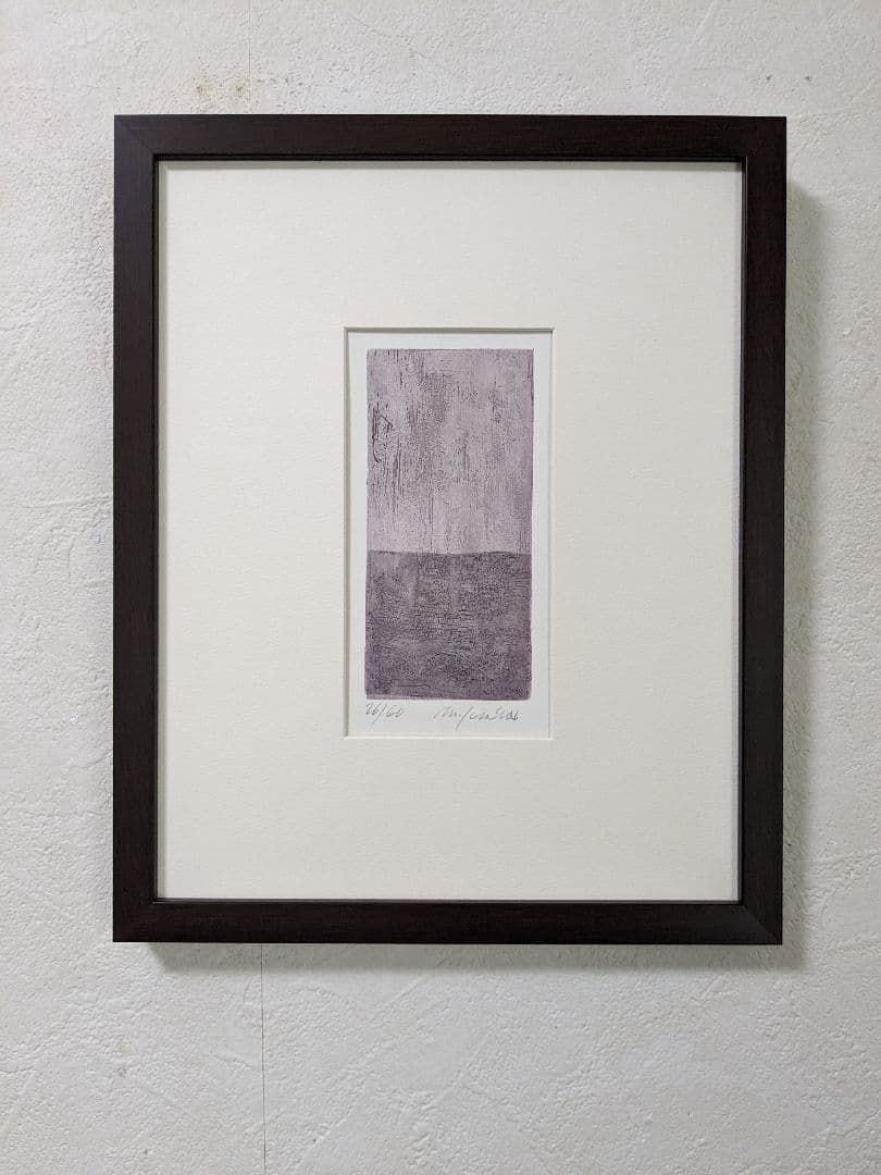 アート570　「火星探査6(ラベンダー)」　インテリアコーディネート 同じ内装でも全然違う！ インテリアの色の組み合わせ実例をご紹介し