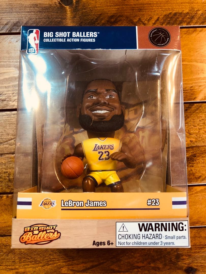 （希少）フィギュア レブロンジェームズ #23