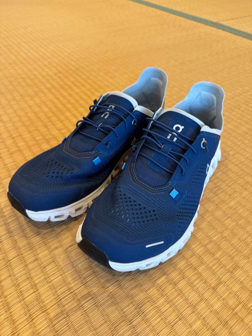 On CLOUDCOAST ネイビー メッシュスニーカー On Cloud 5 Coast Denim | Midnight（オン クラウド ファイブ コースト