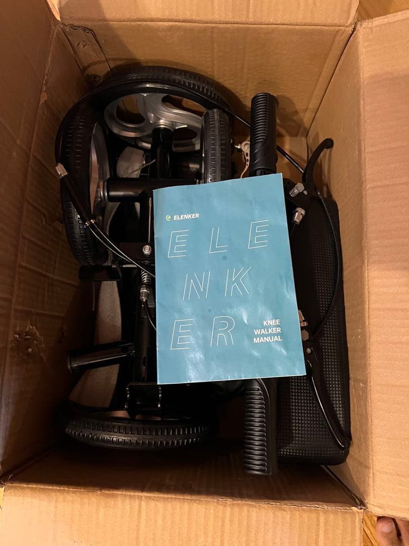 Elenker 調整式歩行補助具　足骨折用　ニースクーター