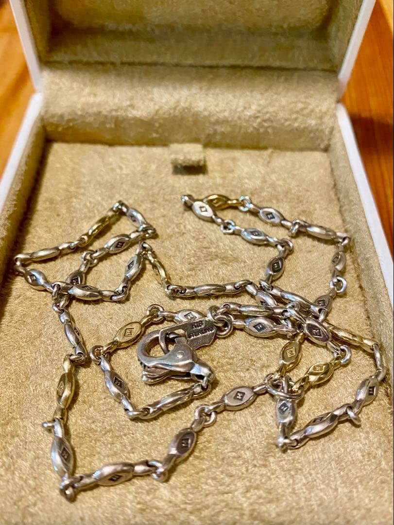 LION HEART【K18×SV925】 “HOWL”オーバルデザインチェーン