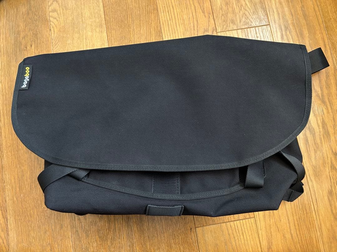 bagaboo ブラック メッセンジャーバッグ BAGABOO / バガブー] Standard Messenger Bag スタンダード