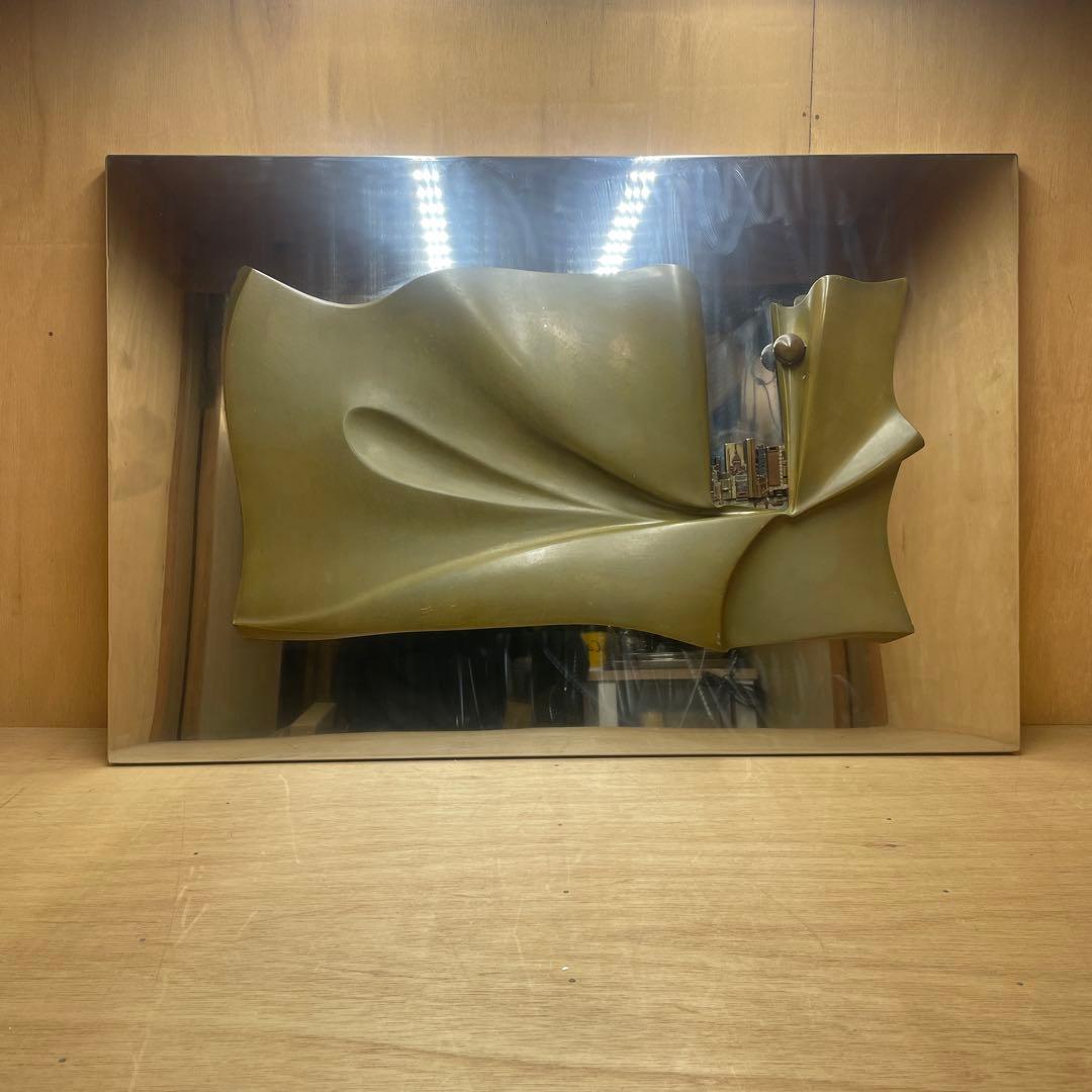 一点物　壁掛けアート　92.5×61cm ダウンタウン　オブジェ　金属ステンレス