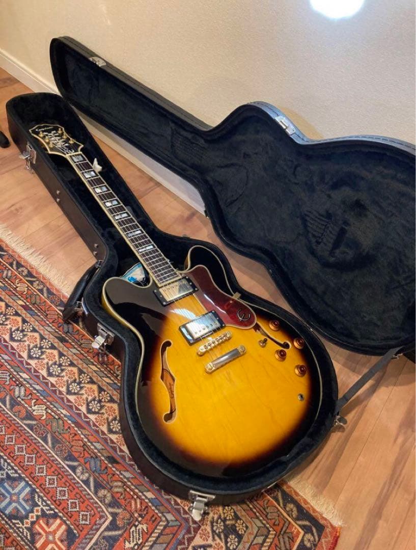 Epiphone SHERATON II VS エピフォン