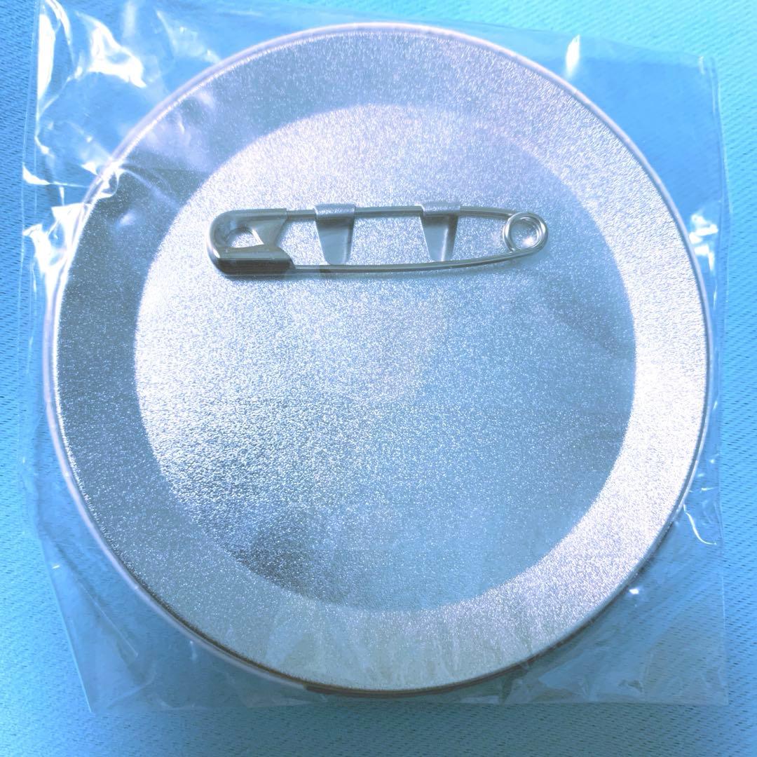 NARUTO サスケ プライズ 缶バッジ - メルカリ