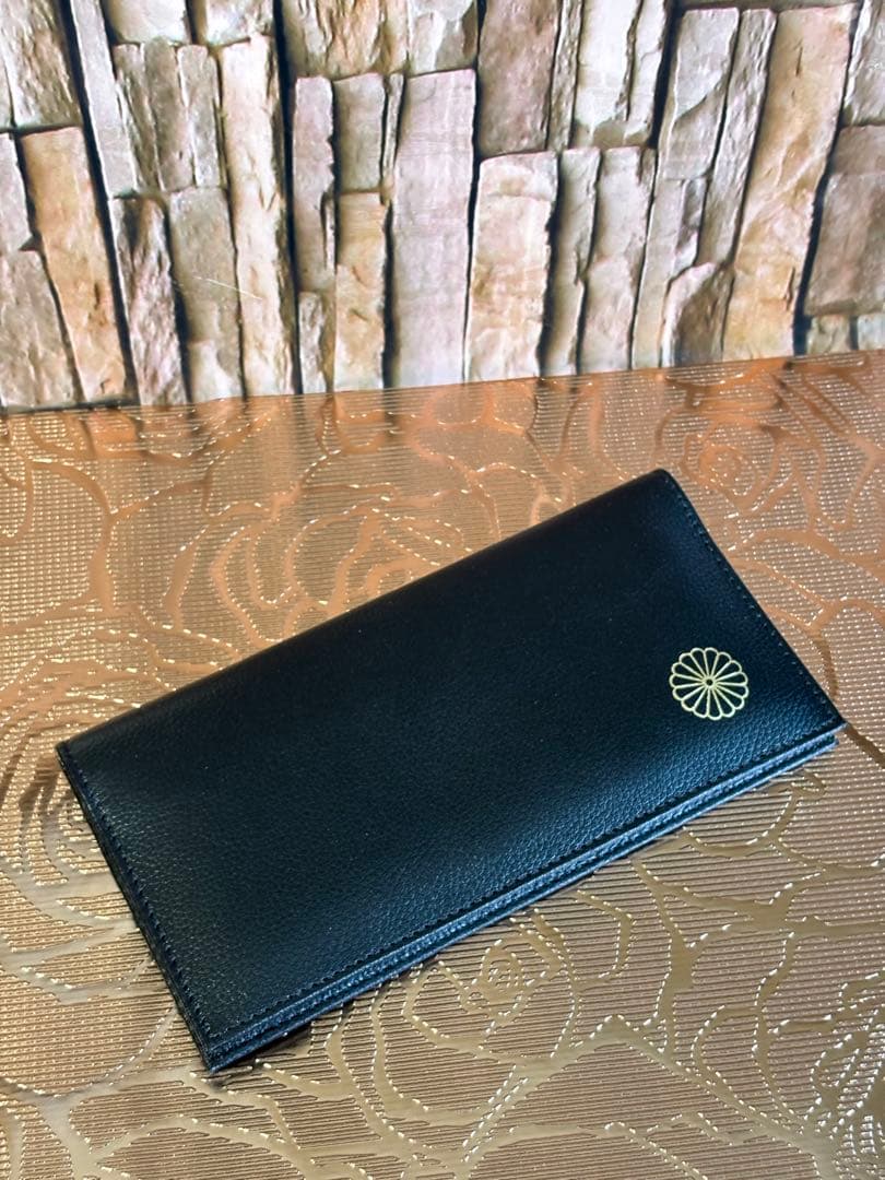 皇居 長財布 ブラック 菊の御紋 牛革 - メルカリ