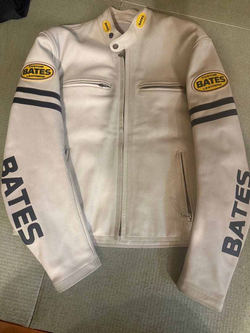 BATES オフホワイト レザージャケット