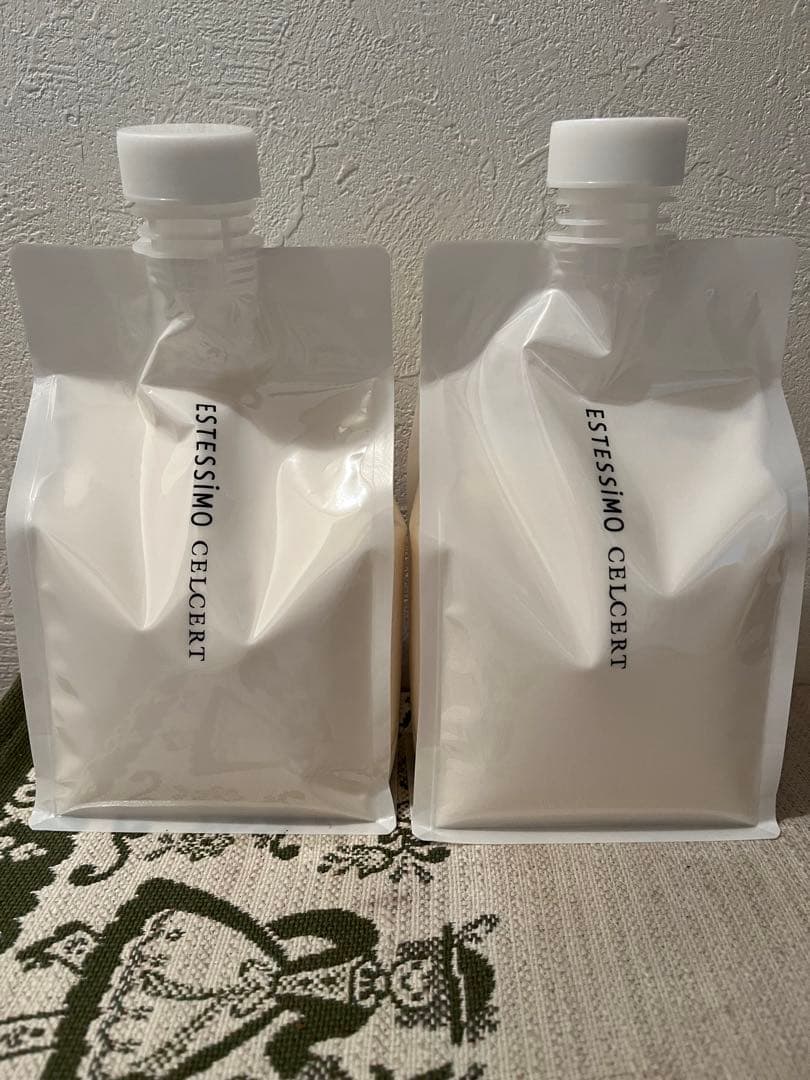エステシモ　セルサート　ミライン トリートメント2個セット