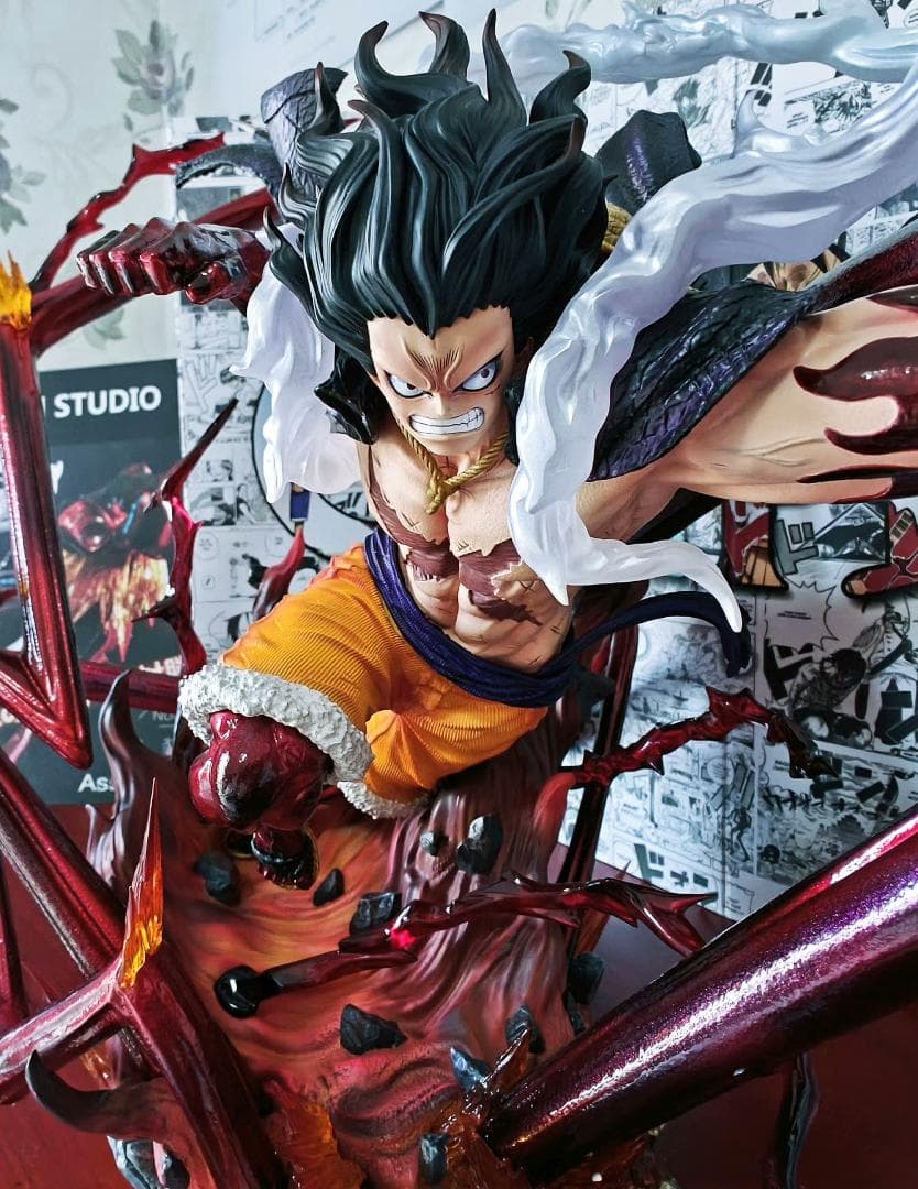 ワンピース ニカ ルフィ ギア4 スネイクマン フィギュア ガレージ