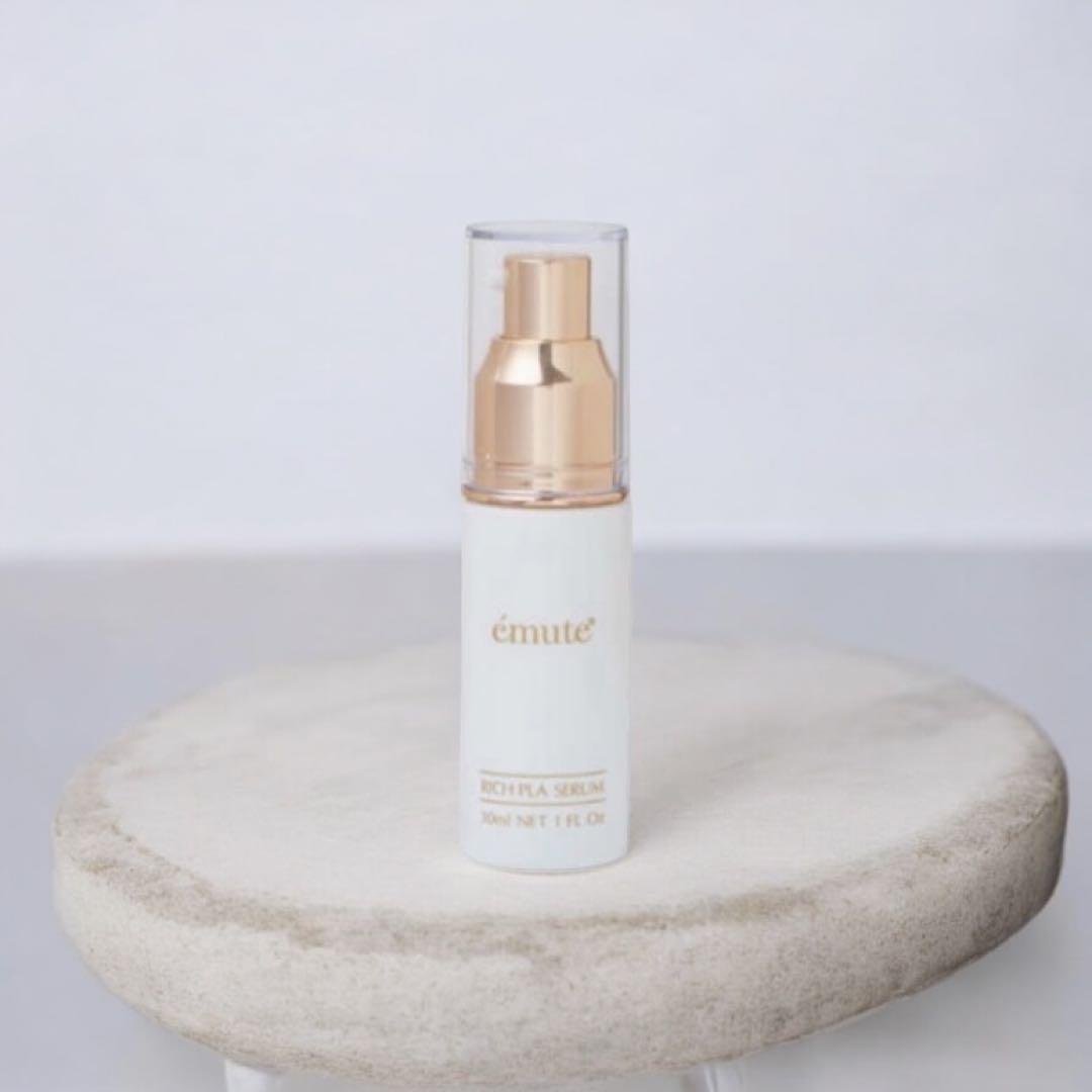 エミューテ美容液　エミューテリッチプラセラム