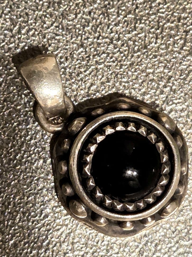 ケ*ン様 【美品】Celt & Cobra ペンダントトップ