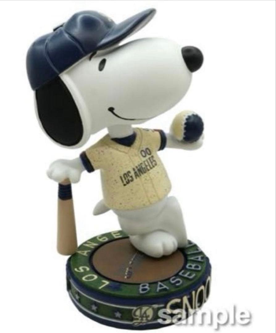2025 ドジャース SNOOPY ボブルヘッド 9.5インチ郵便局限定500体