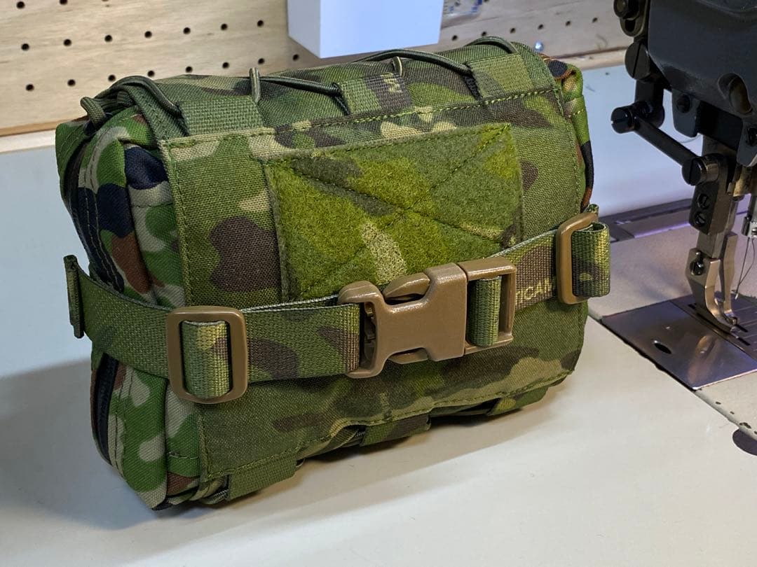 陸自救急品袋ブローアウトキットマルチカムトロピック個人製作品