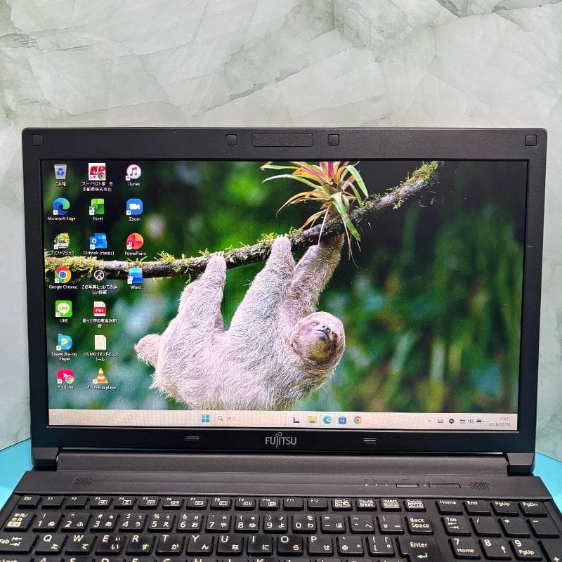 ジャンク価格【オフィス付】富士通☆Win11Pro☆爆速SSD☆i3ノートPC