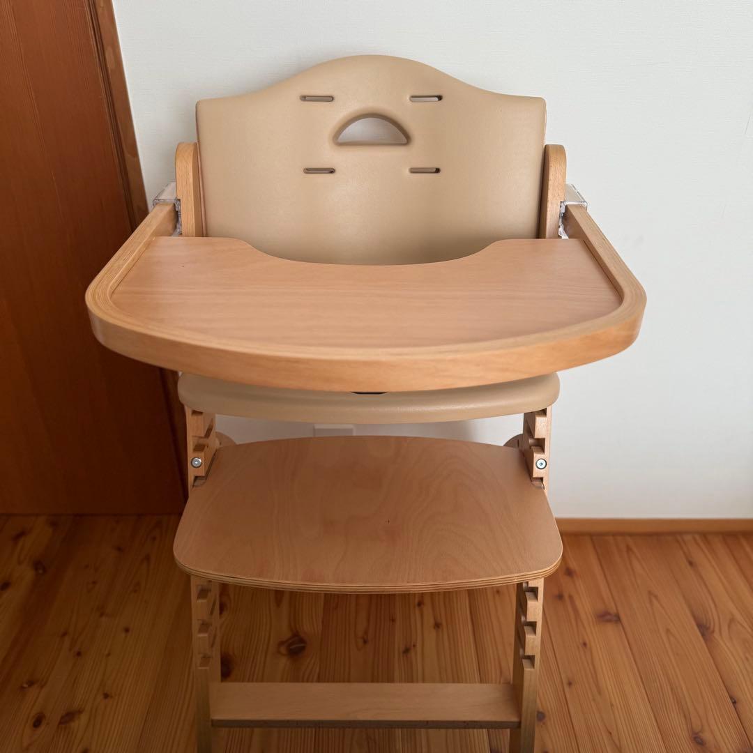 ビヨンドジュニアベビーチェア【新品未使用品・一度開封】