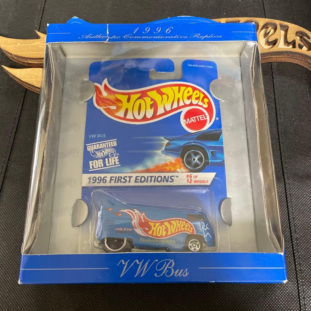 ホットウィール　ドラッグバス　外箱に傷みあり