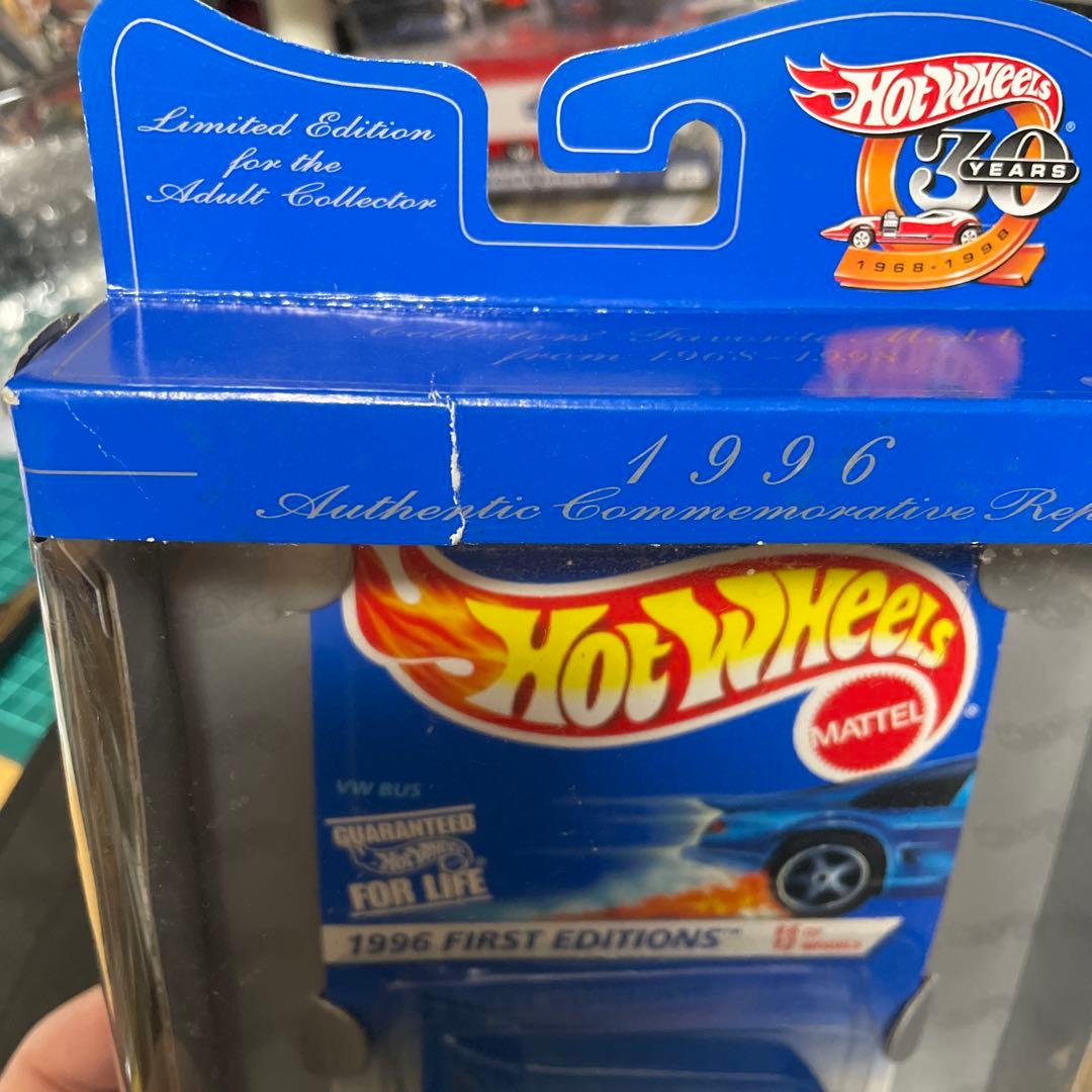 ホットウィール ドラッグバス 外箱に傷みあり - メルカリ