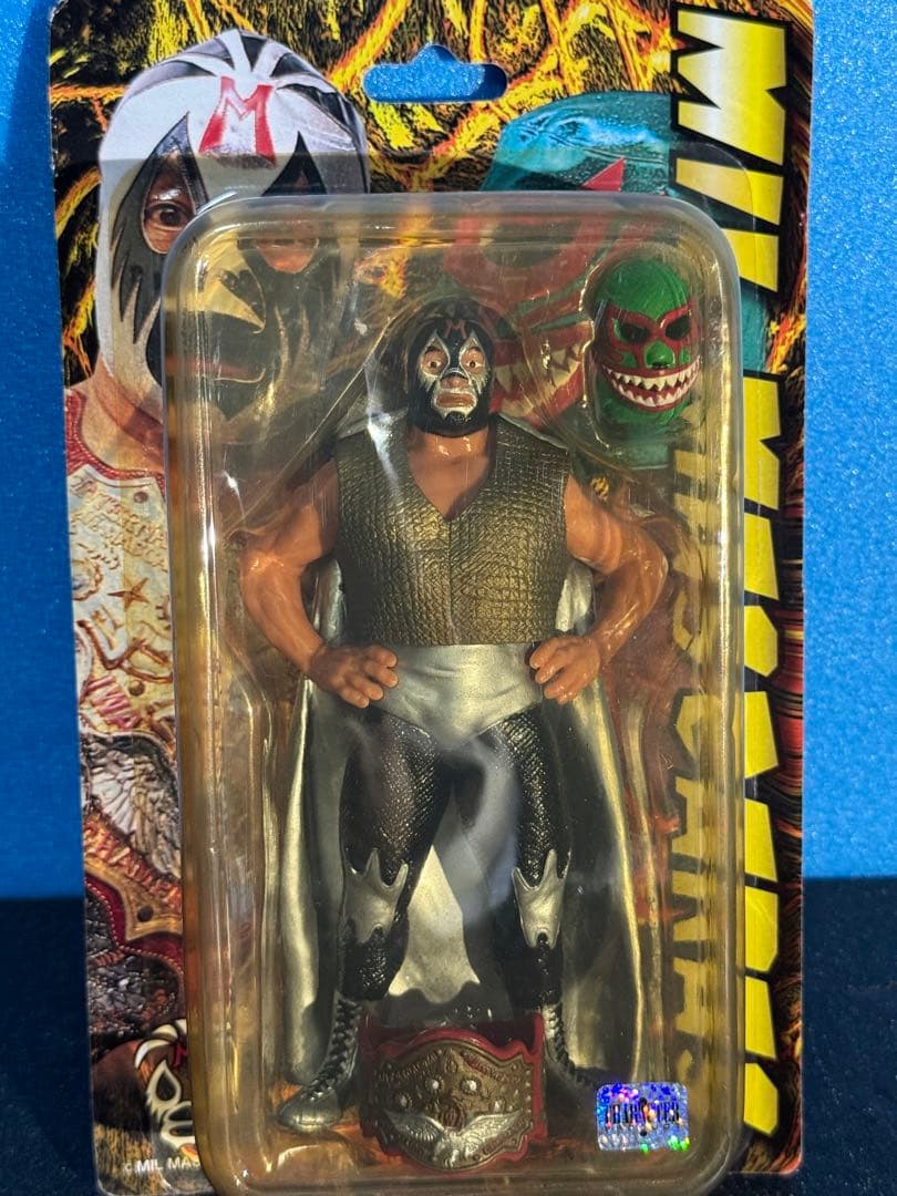 ミル・マスカラス フィギュア マスク付き キャラプロ キャラクタープロダクト