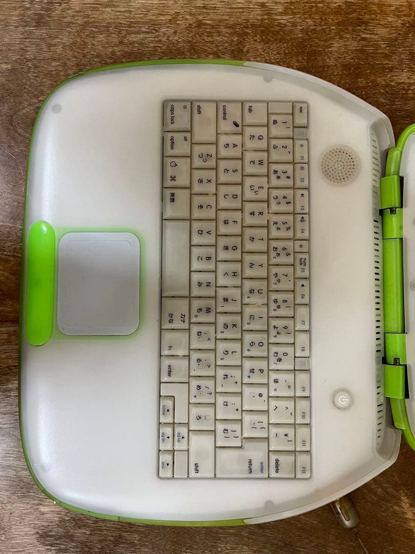 Apple iBook G3 クラムシェル キーライム - メルカリ