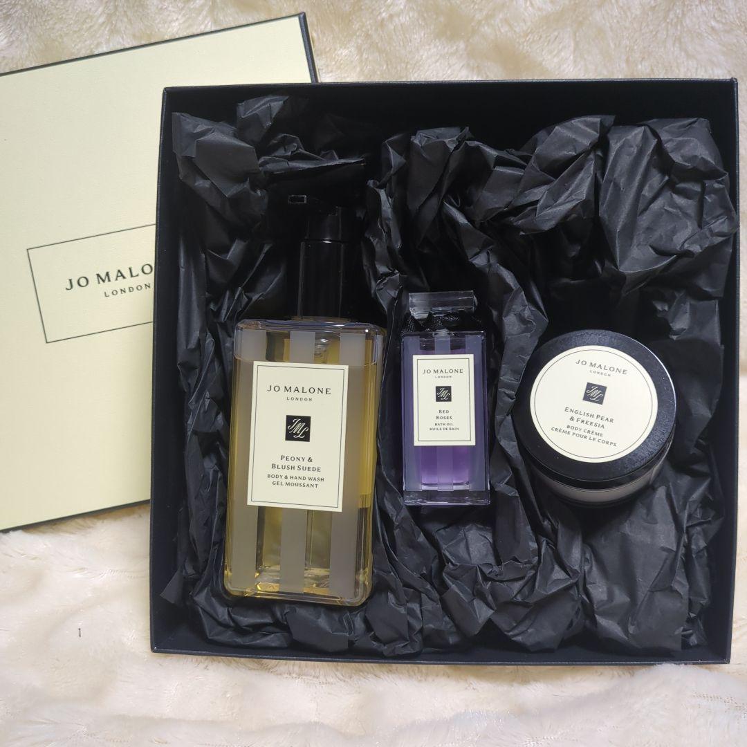 JO MALONE Peony & Blush Suede 3点セット Peony & Blush Suede Fruity Floral Perfume Layering Set | Jo Malone