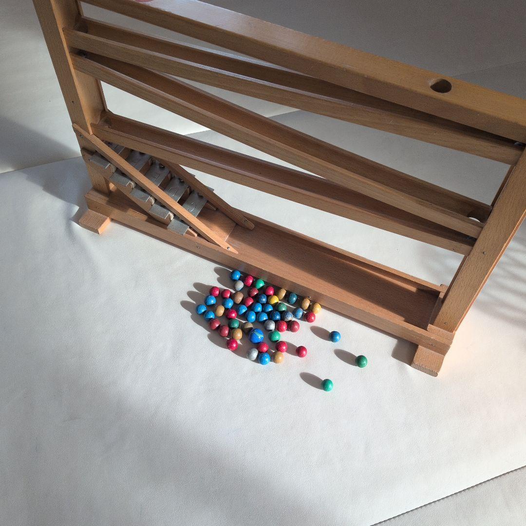 ベック社　シロフォン 知育玩具 木製ボール転がし