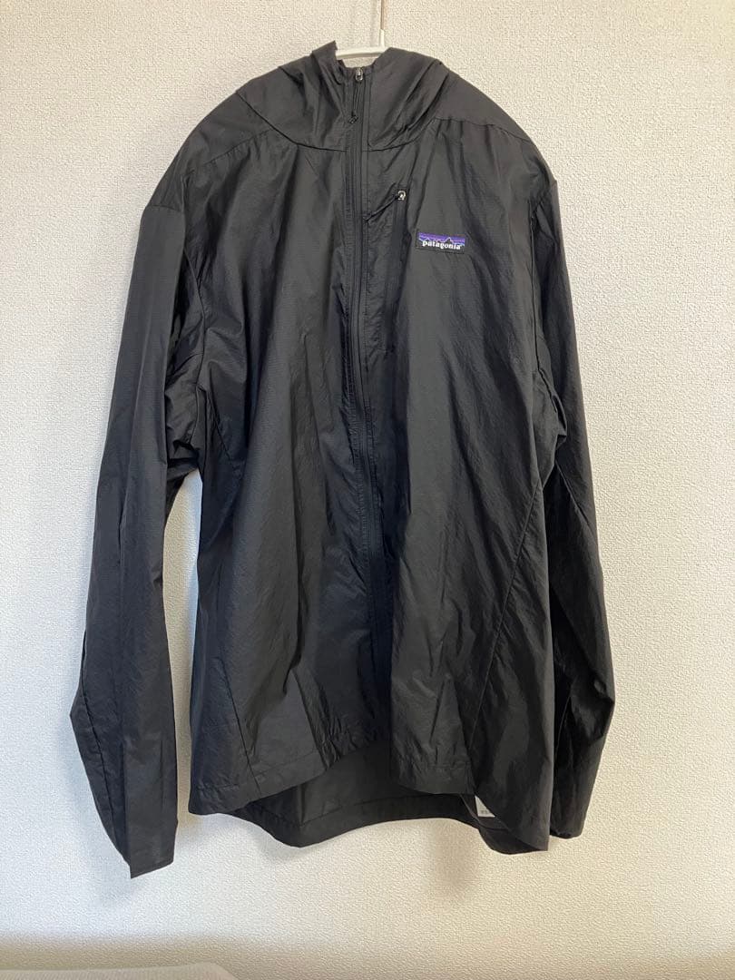 パタゴニア　メンズ　フーディニジャケット　24142