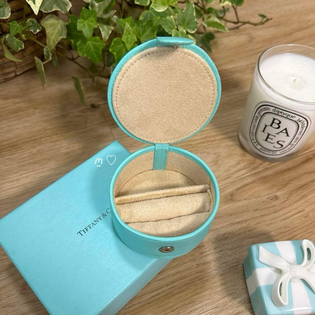 ティファニー　レザージュエリーボックス　リング　アクセサリーケース　小物入れ