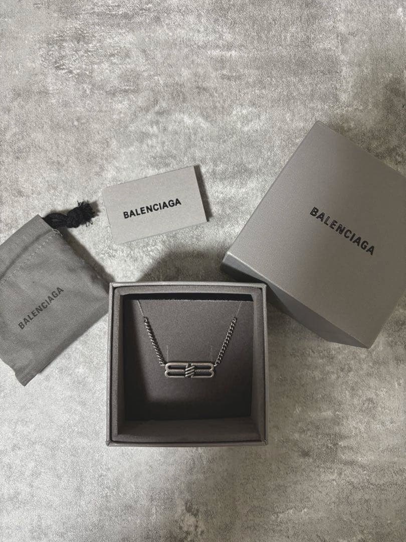 BALENCIAGA ネックレス BBロゴ Medium-696223TZ99I0911_F.jpg?v=6