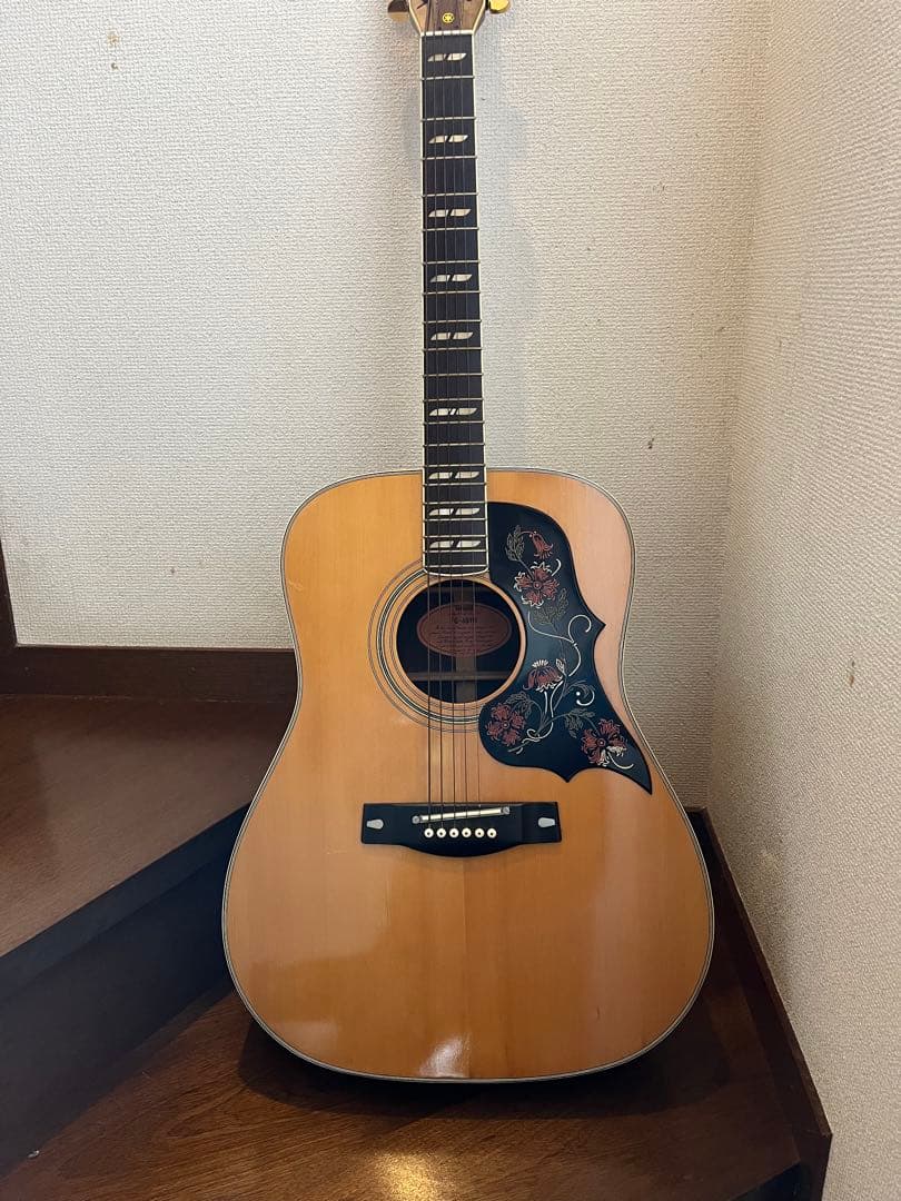 YAMAHA FG401W アコースティックギター　ヤマハ