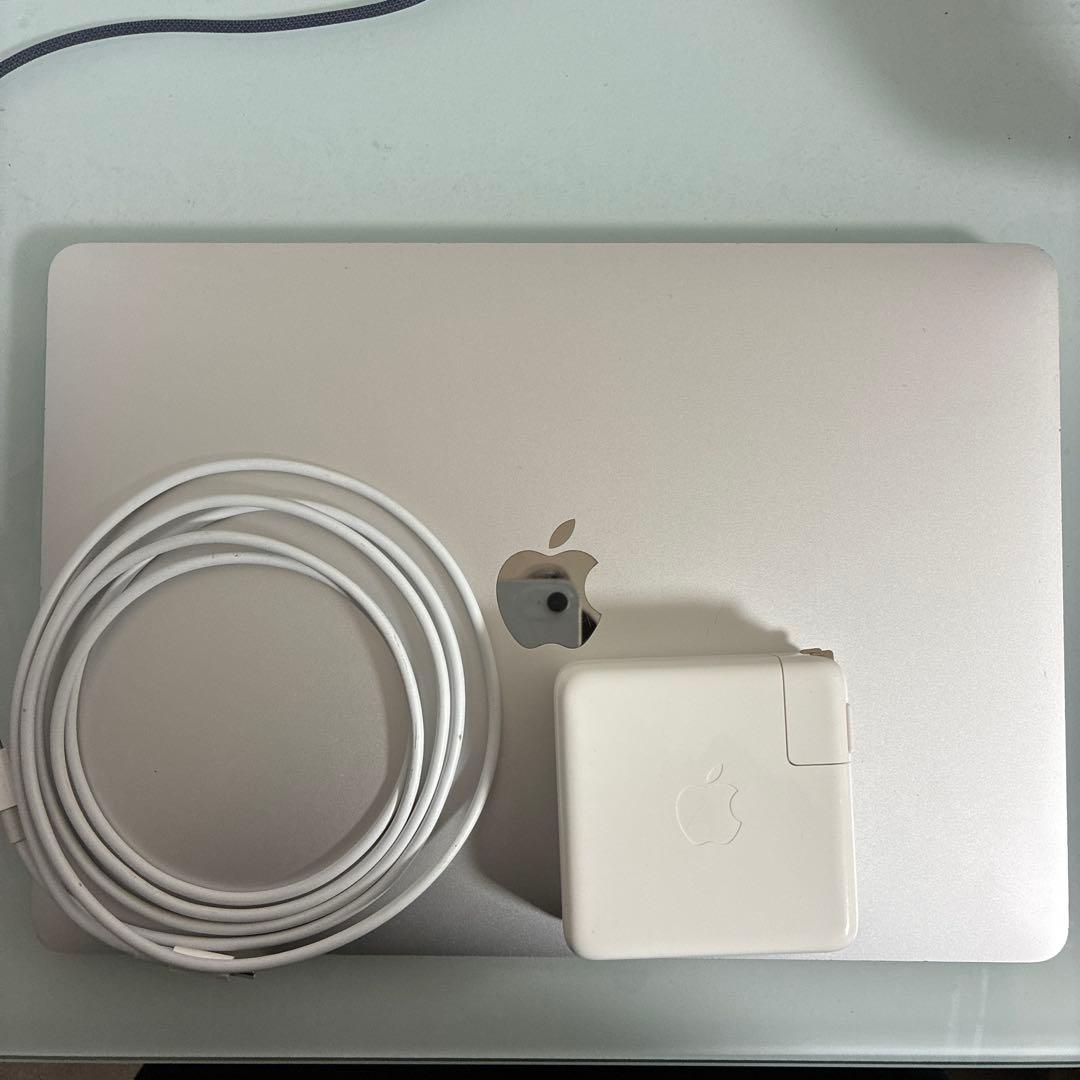 MacBook Pro 13″ 2016 Touch Bar 8GB/256GB MacBook Pro (13-inch, 2016, Four Thunderbolt 3 ports) - Technical