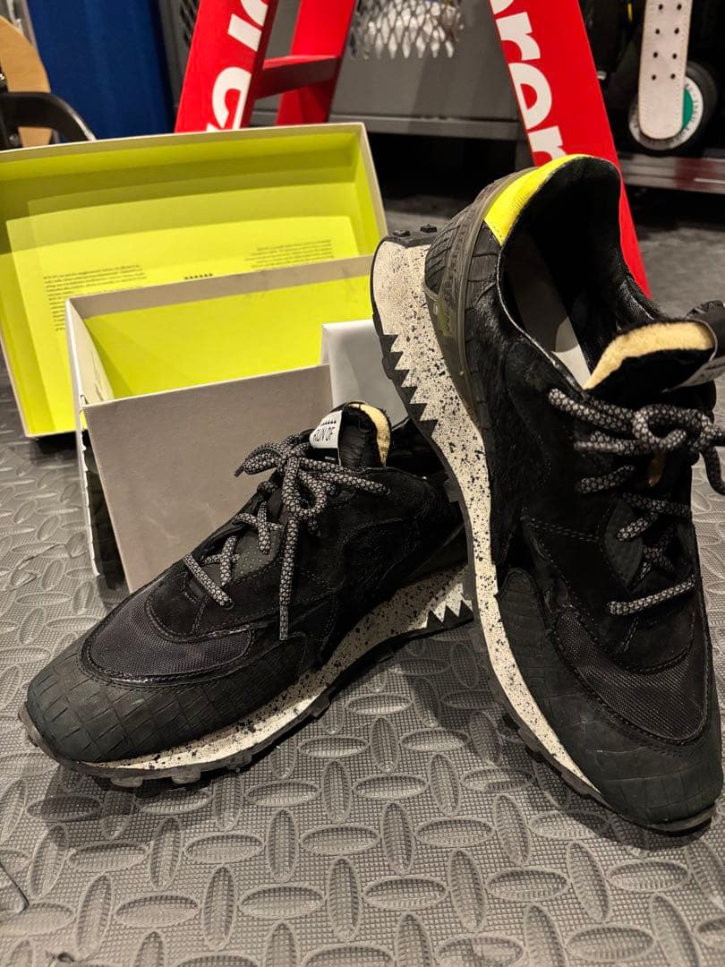 K*様 RUN OF BLACK MAMBA サイズ43 イタリアハイブランドス