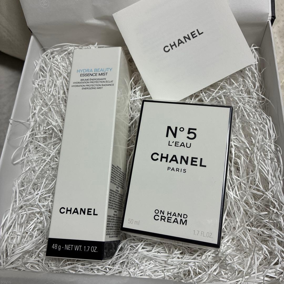 シャネル　美容液、ハンドクリームセット