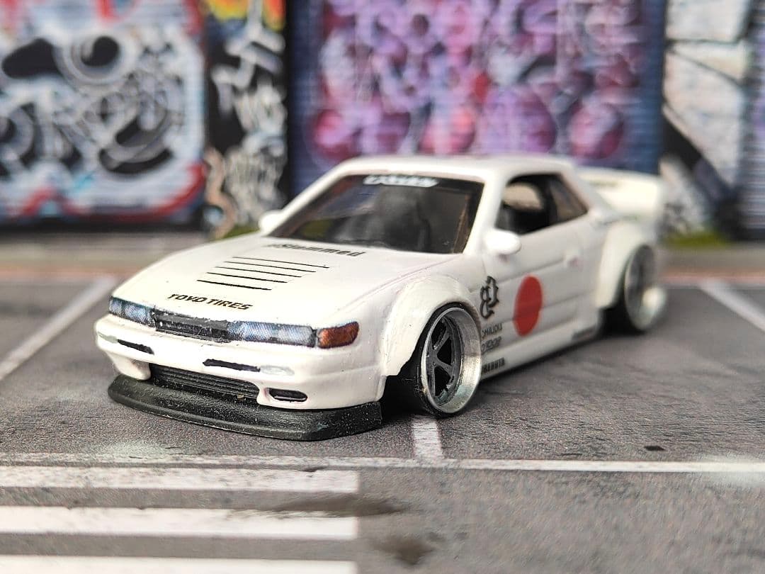 ホットウィールカスタム S13 シルビア LBWK風☆深リム 白☆トミカ改造