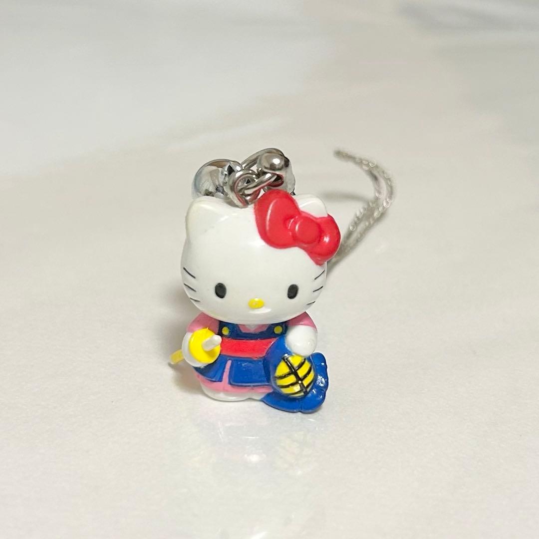 ハローキティ 平成レトロ 剣道部 キティちゃん ストラップ - メルカリ