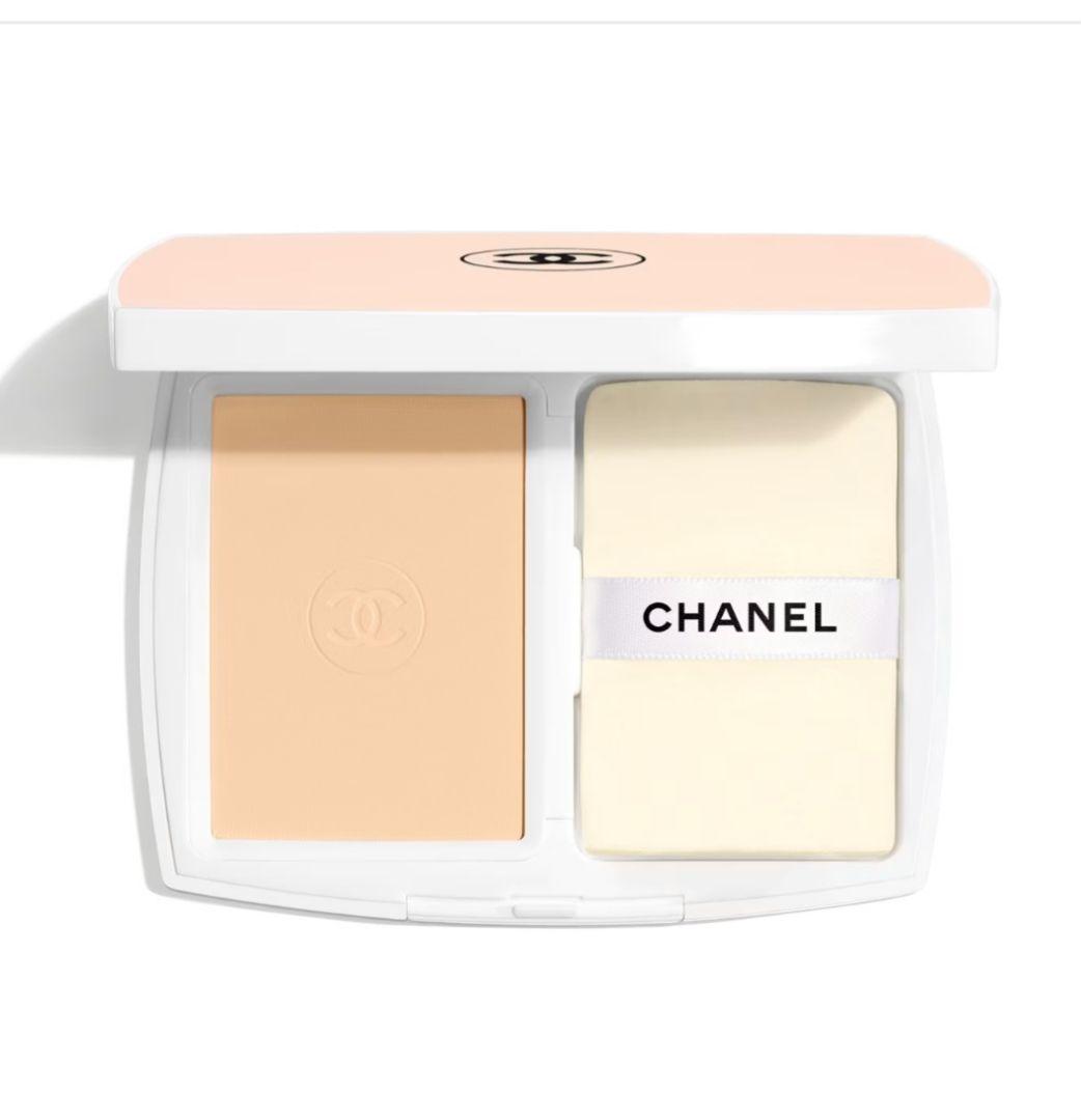 CHANEL ル ブラン ブライトニングコンパクト B10 シャネル / ル ブラン ブライトニング コンパクト B10の公式商品情報
