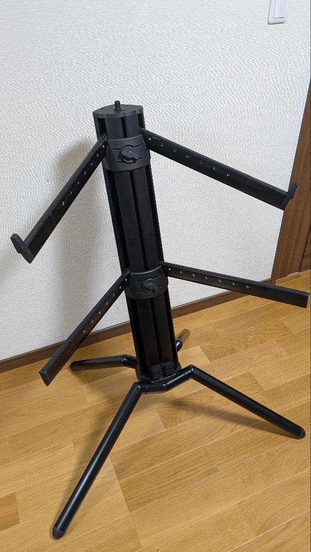 K&M BABY SPIDER PRO +傾斜アーム付 2段キーボードスタンド 18840 Keyboardständer »Baby-Spider Pro« | König & Meyer