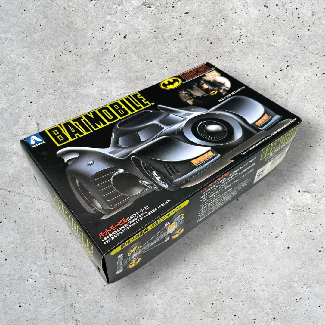 アオシマ　 バットモービル 4WD モーター付 BATMOBILE　バットマン