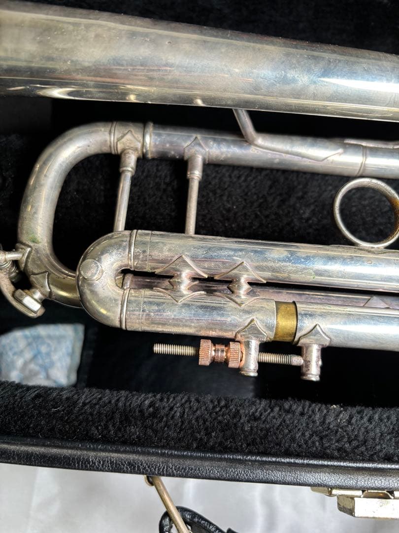 ジャンク】Vincent Bach 37 ML トランペット - メルカリ
