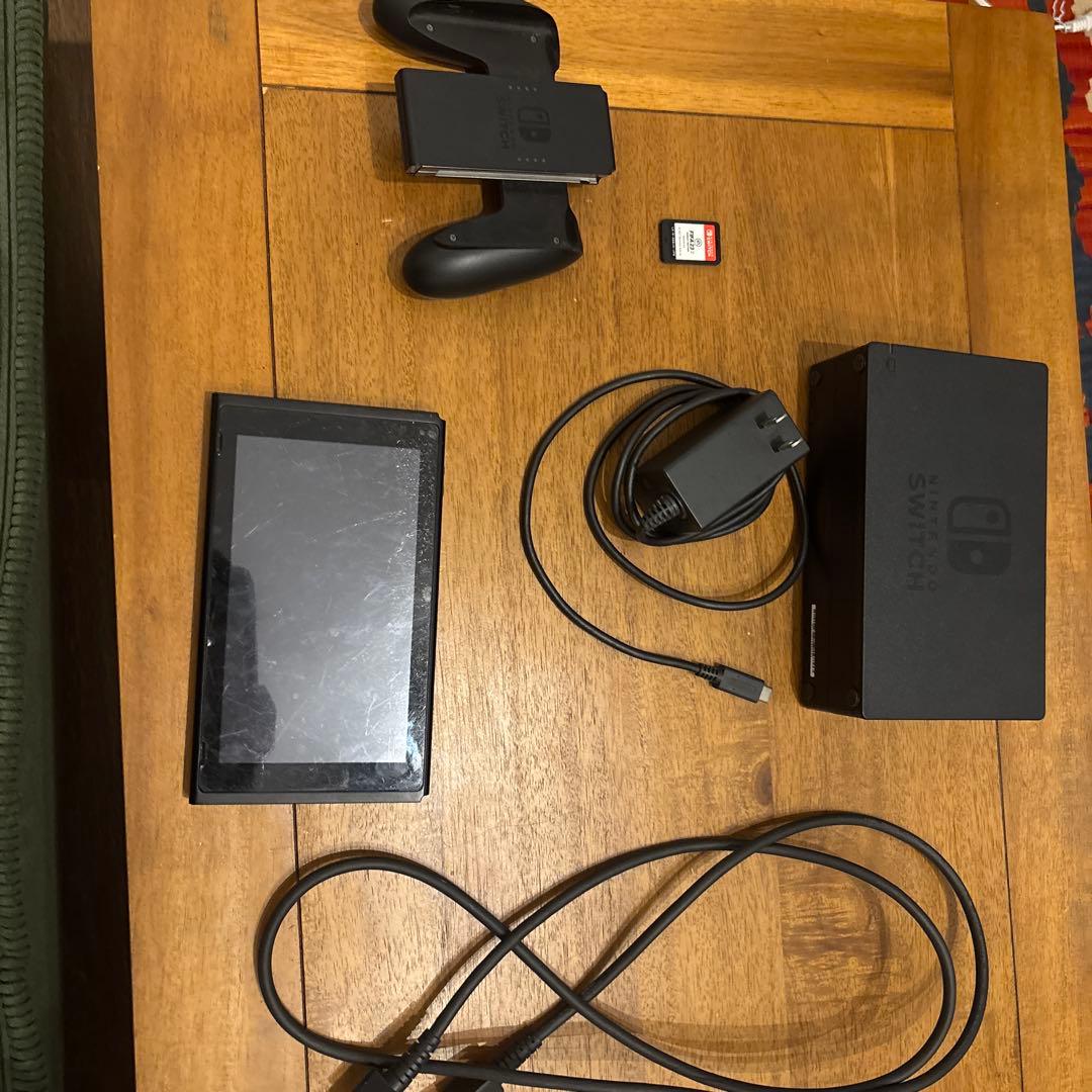 Nintendo Switch 本体 ブラックおまけFIFA23 ジョイコンなし Nintendo Switch 本体【Joy-Con(L) ネオンブルー/(R) ネオンレッド