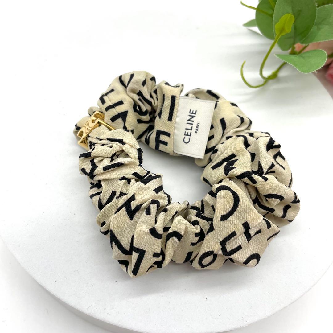 CELINE セリーヌ トリオンフ シュシュ ロゴ シルク