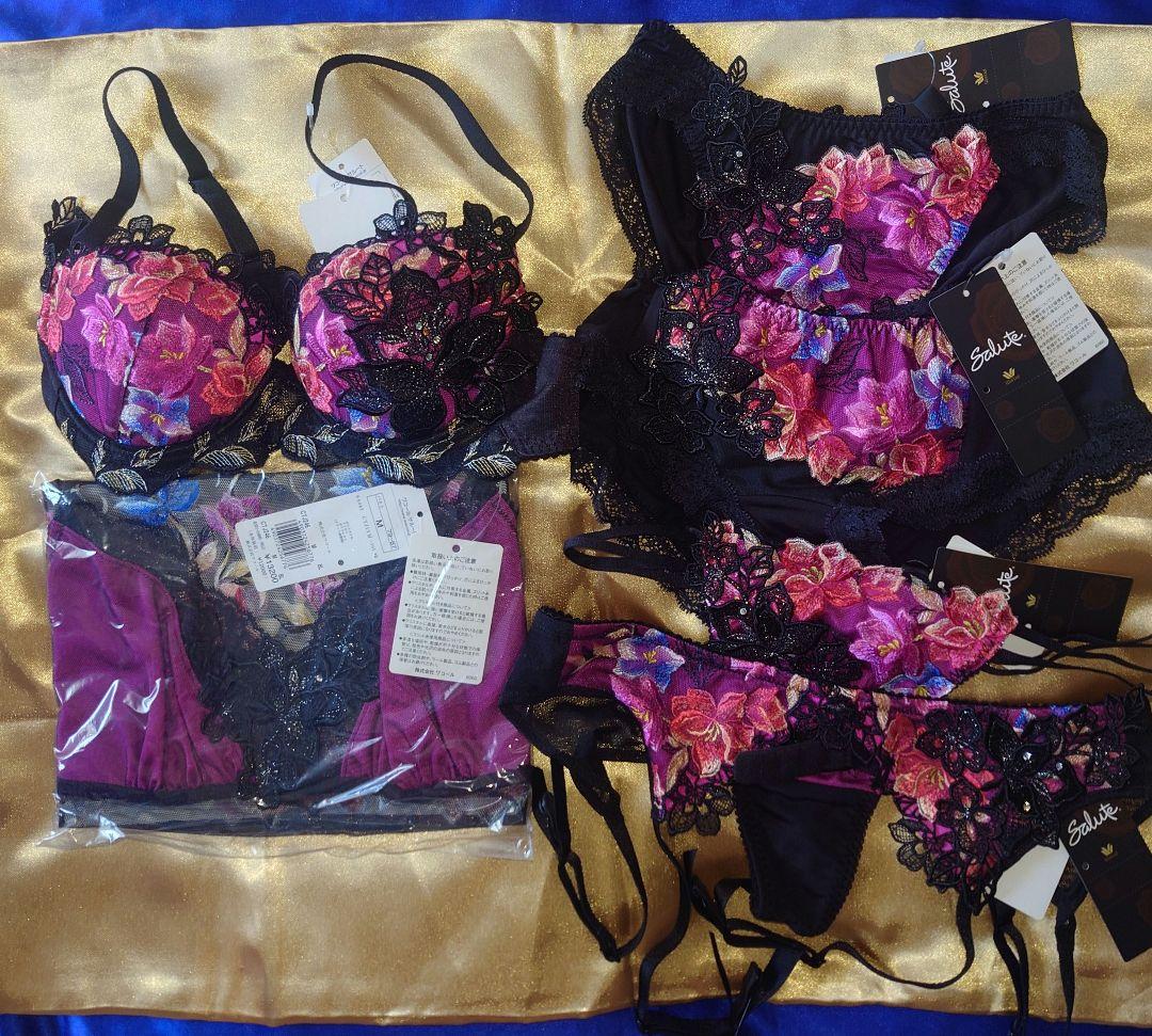 ワコールサルート46グループ C70、Mサイズ 6点フルセットです