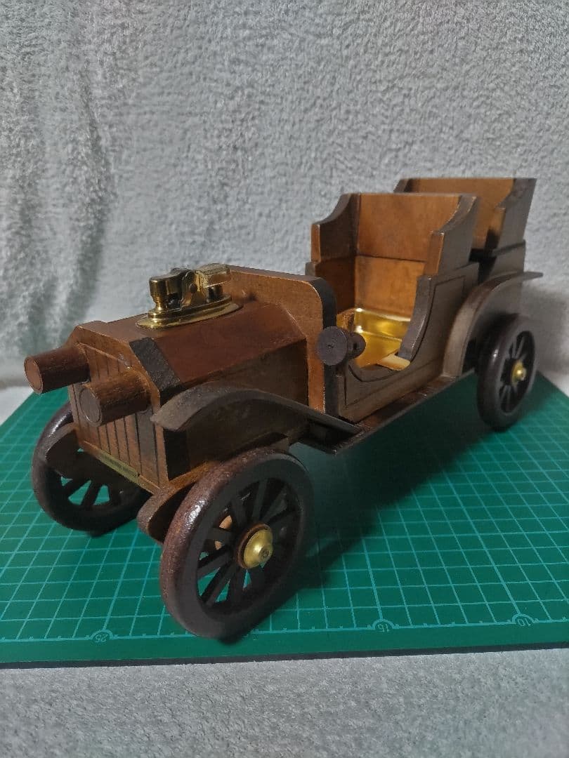 木製クラッシックカー ライター灰皿 オブジェ