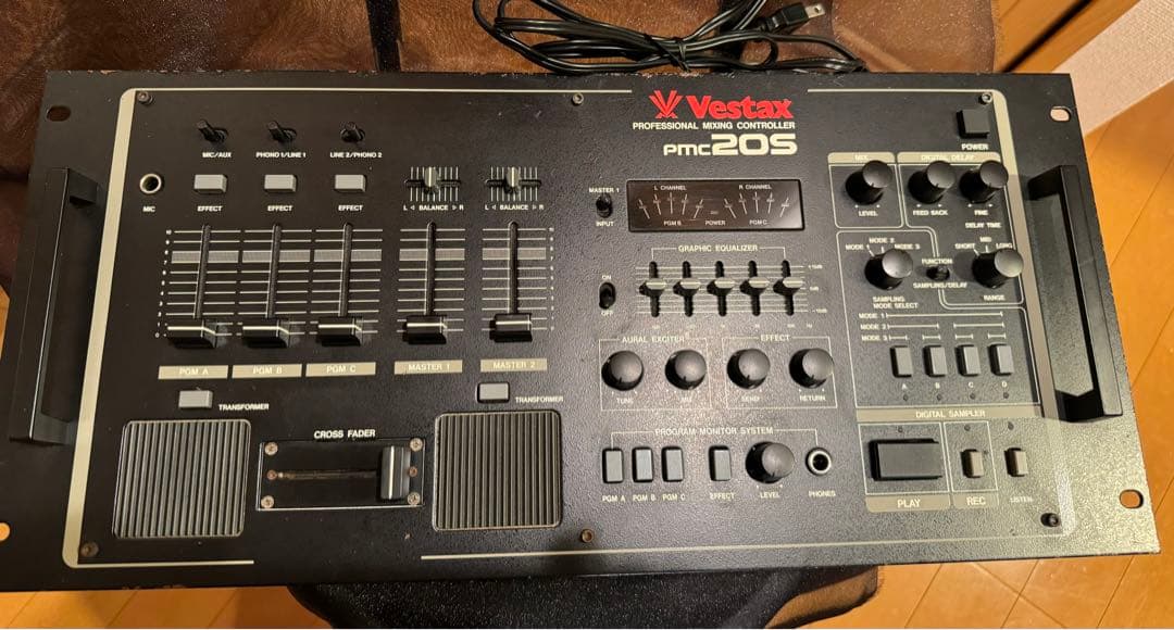 名機】Vestax PMC 20S ※クロスフェーダー交換推奨 - メルカリ