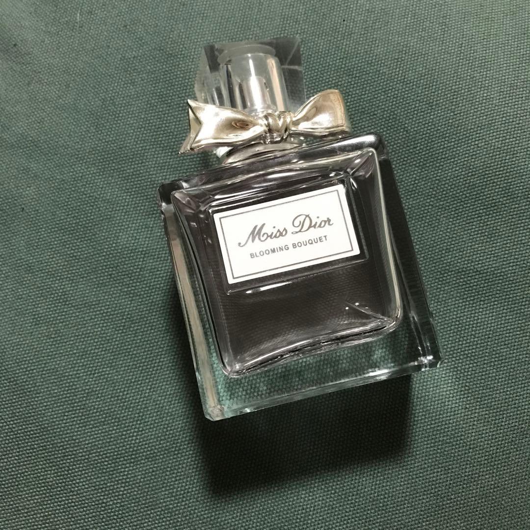 ミスディオール　ブルーミングブーケ