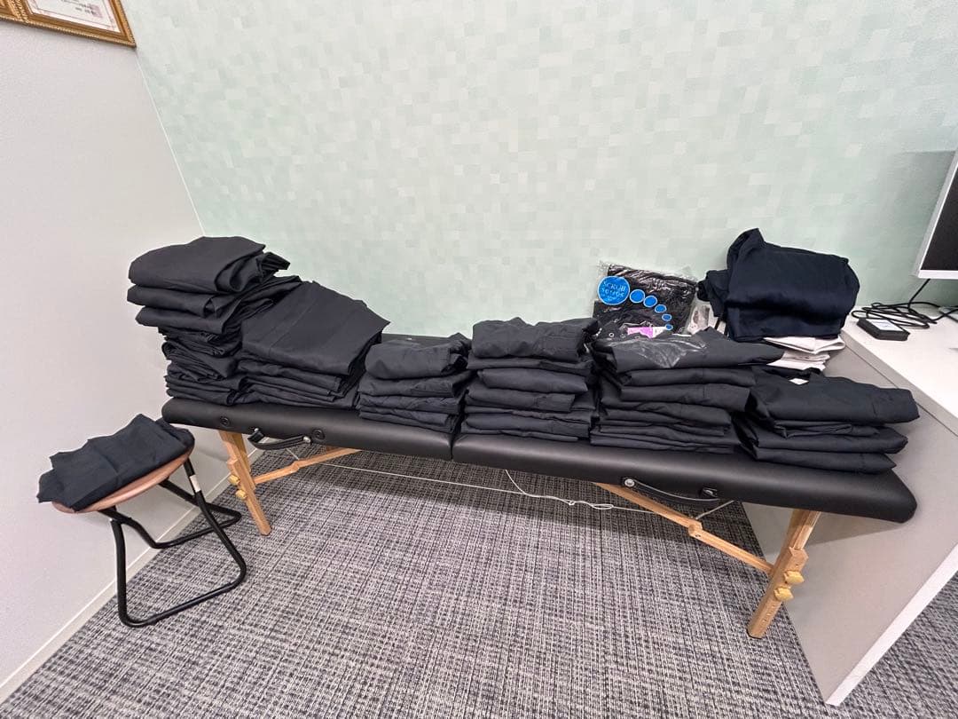 スクラブ　白衣　全　49着＋白スクラブorネイビーパンツ(おまけ)10着