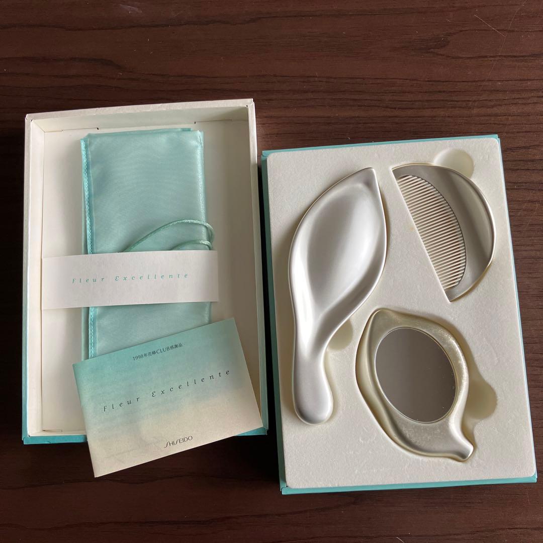 資生堂 1998年花椿CLUB感謝品 化粧小物セット - メルカリ