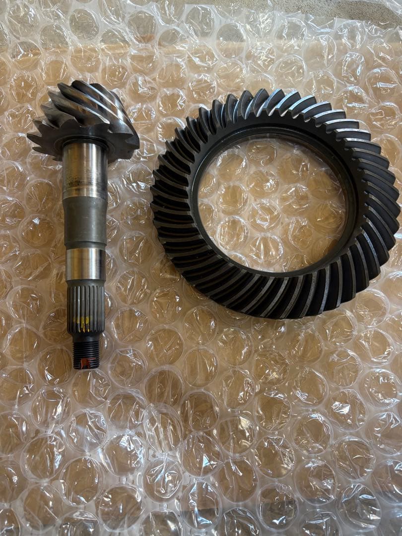 ぶ*ち様 GR86 ZN8 3.9ファイナルギアセット ぶ*ち様 GR86 ZN8 3.9ファイナルギアセット - メルカリ